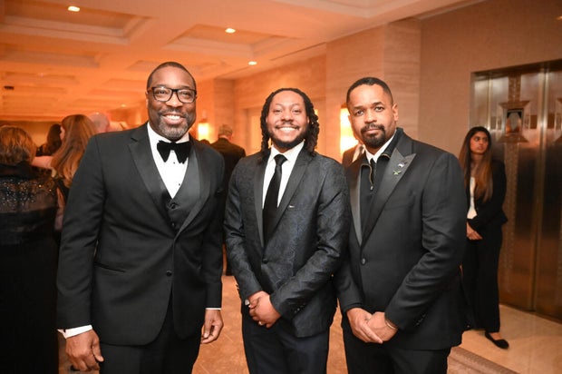 People pose for photos at the 2025 Pennsylvania Society Dinner