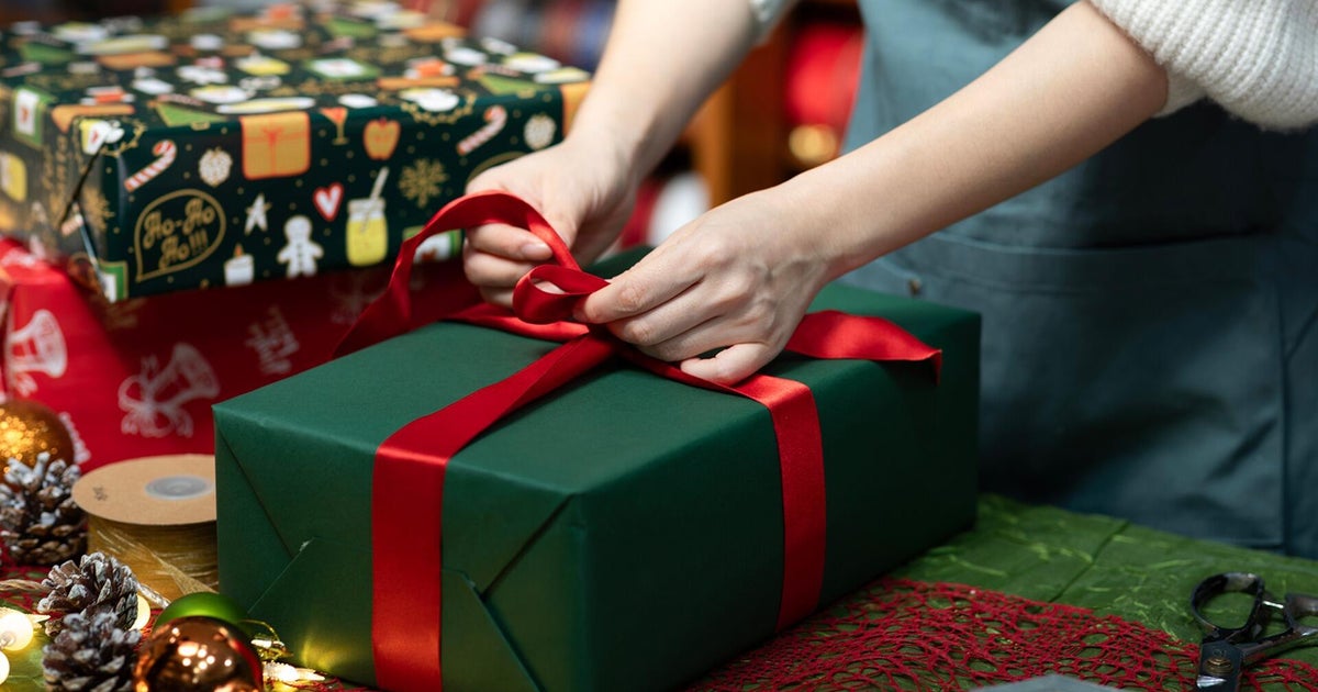 Most Americans say holidays are costing more, CBS News poll finds