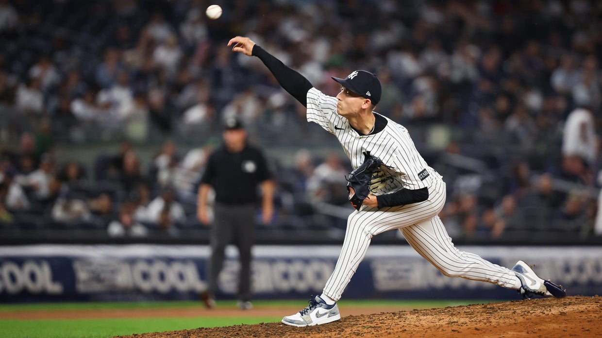 Mets reach 2-year deal with reliever Luke Weaver, report says - CBS New ...