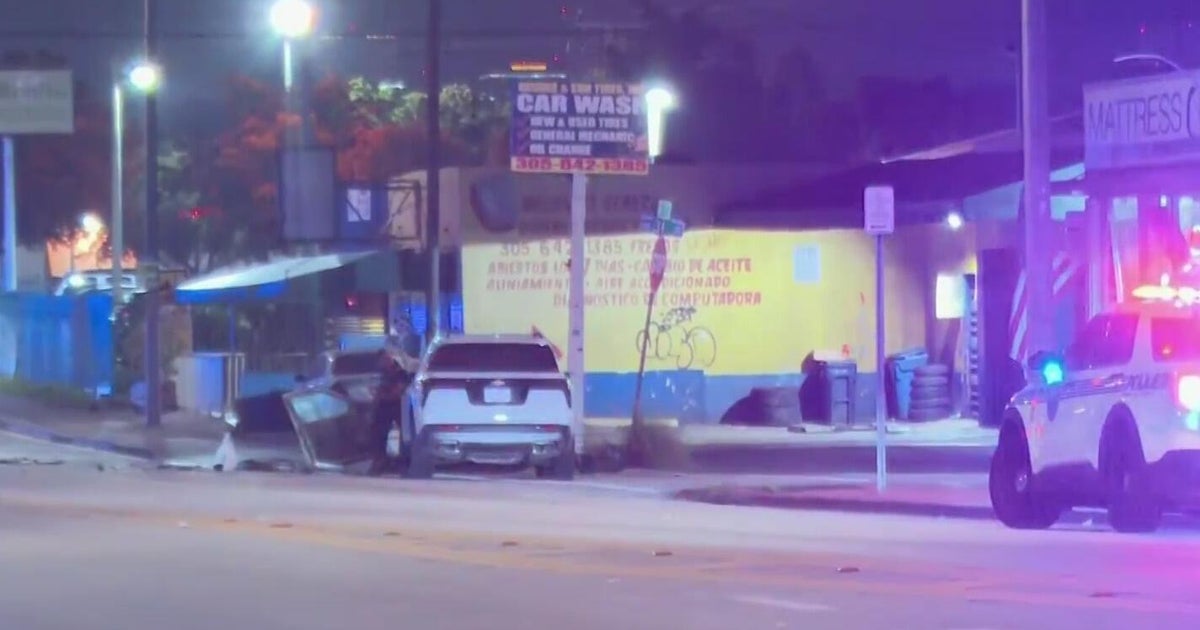 79-year-old man killed in violent, multi-vehicle crash in Miami, family says