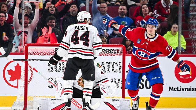 Chicago Blackhawks v Montreal Canadiens 