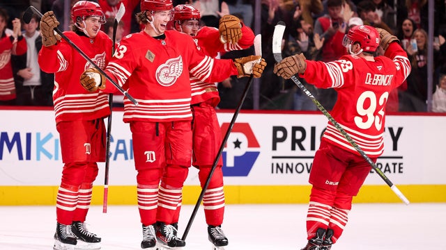 Washington Capitals v Detroit Red Wings 