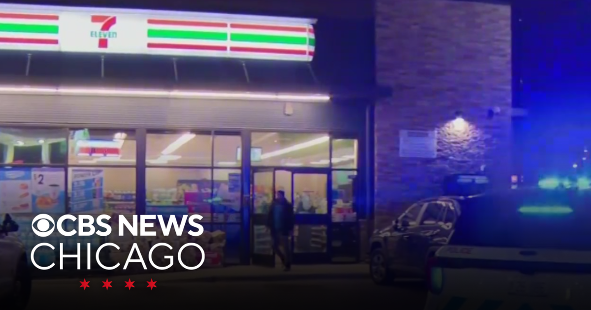 Robbery reported at 7-Eleven in Chicago's Norwood Park neighborhood ...