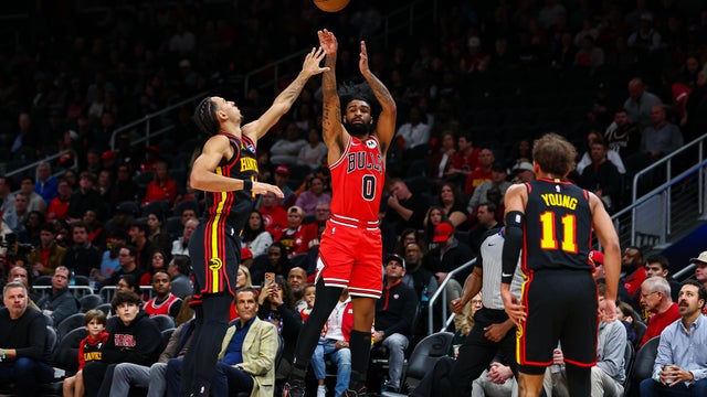 Bulls Hawks Basketball 