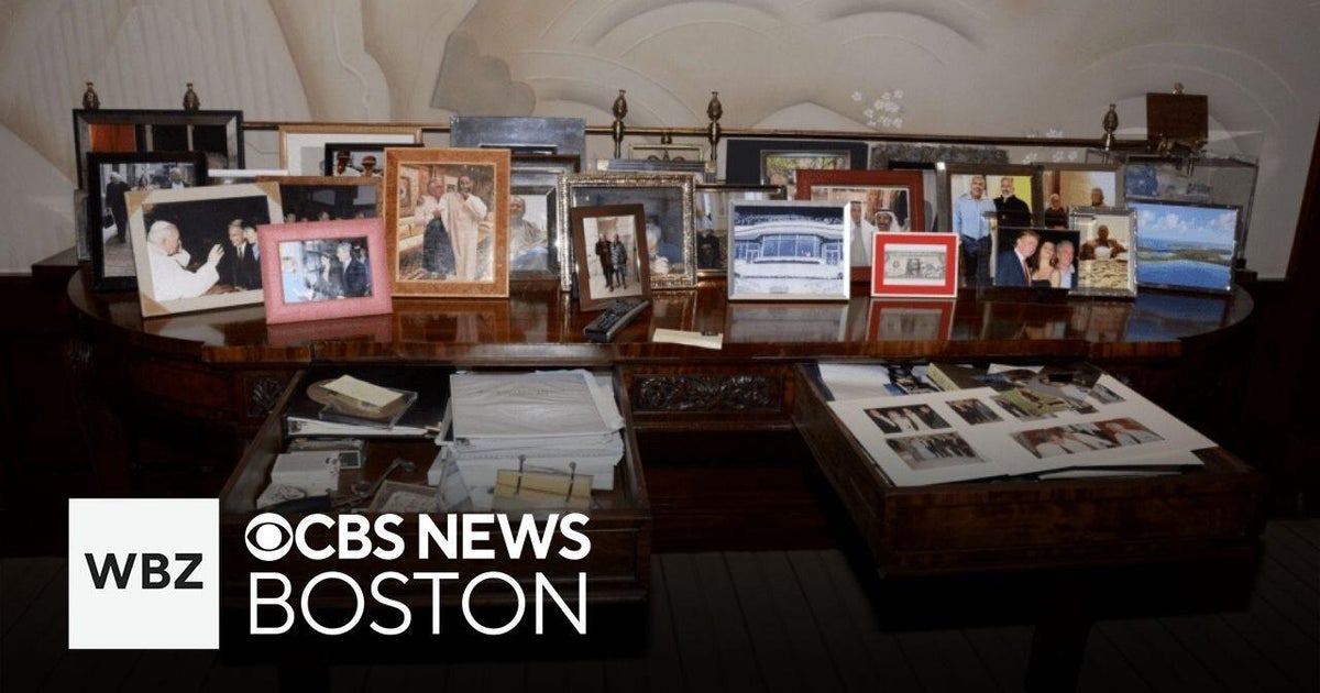 Lawmakers say DOJ is not following law after releasing redacted info, images about Jeffrey Epstein