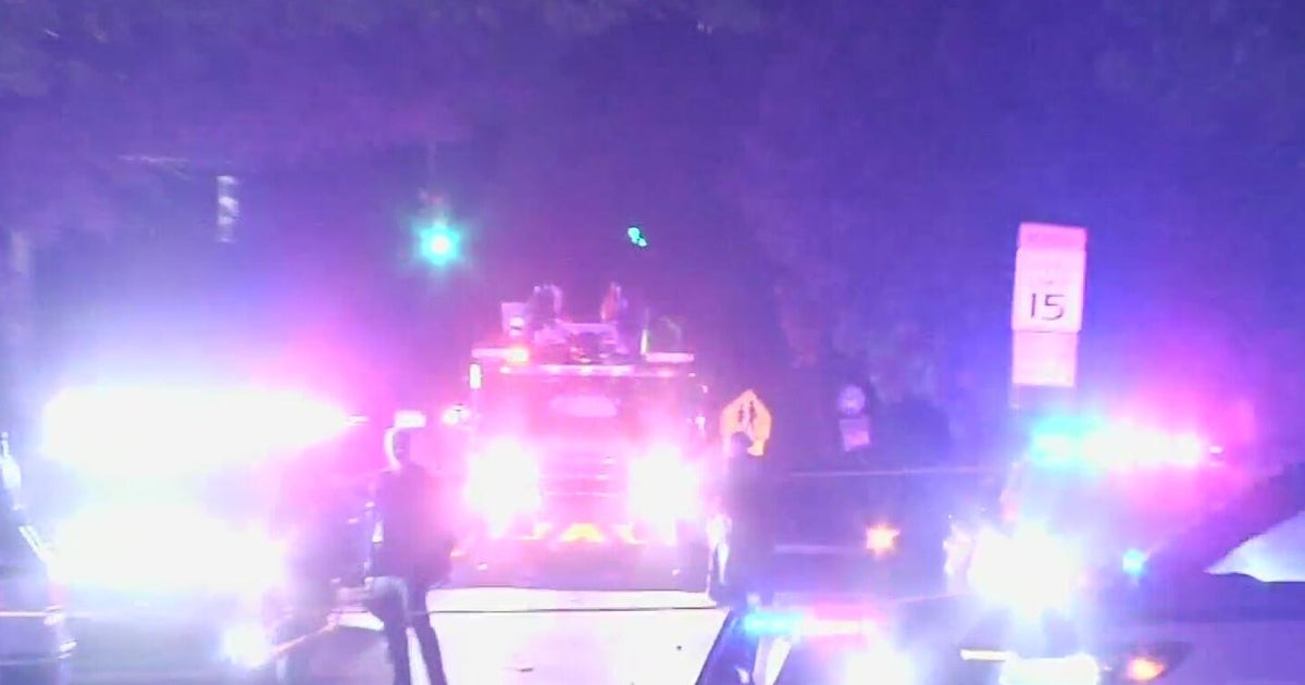 Deadly triple shooting under investigation in Miami Gardens - CBS Miami