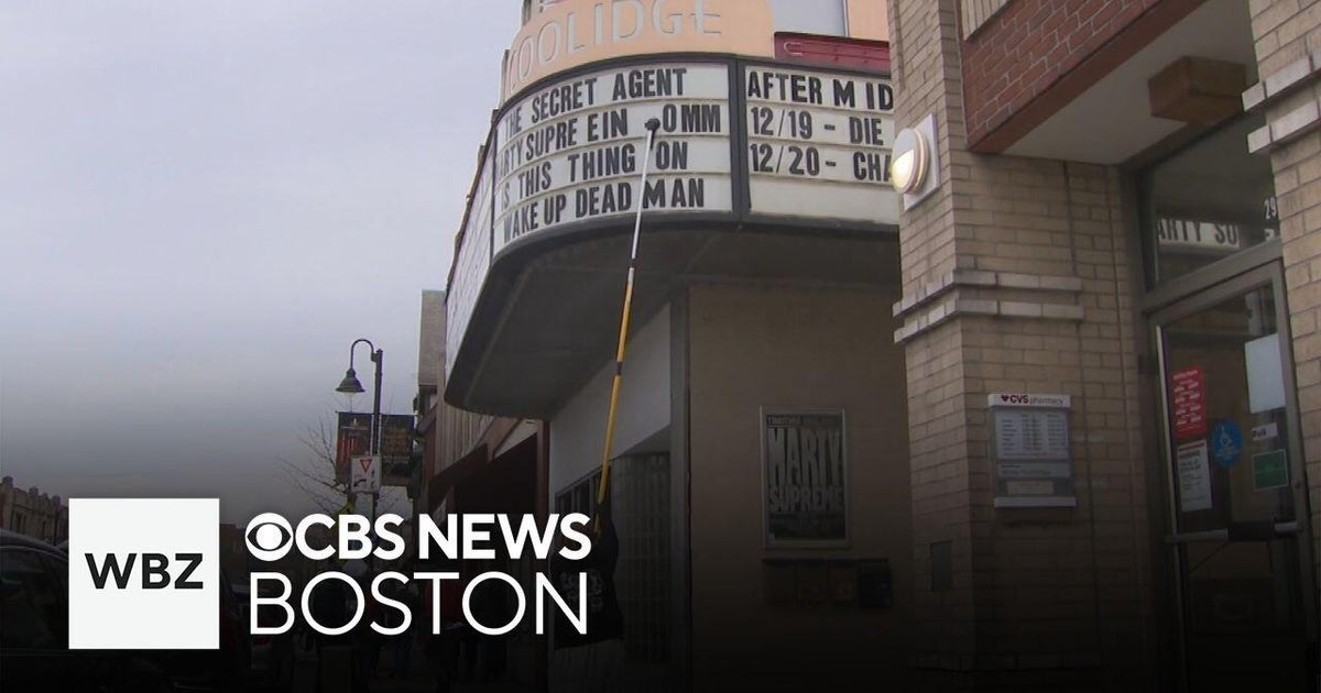 Christmas Day celebrated in Brookline with movie theater outings, Chinese food