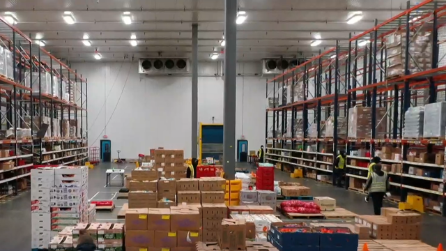 When grocery stores reject imperfect produce, this company steps in 