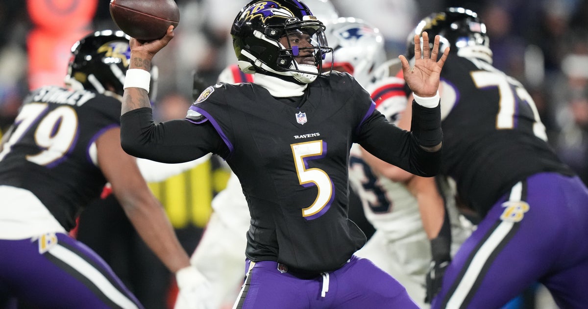 Baltimore Ravens face must-win situation as they visit playoff-bound Packers