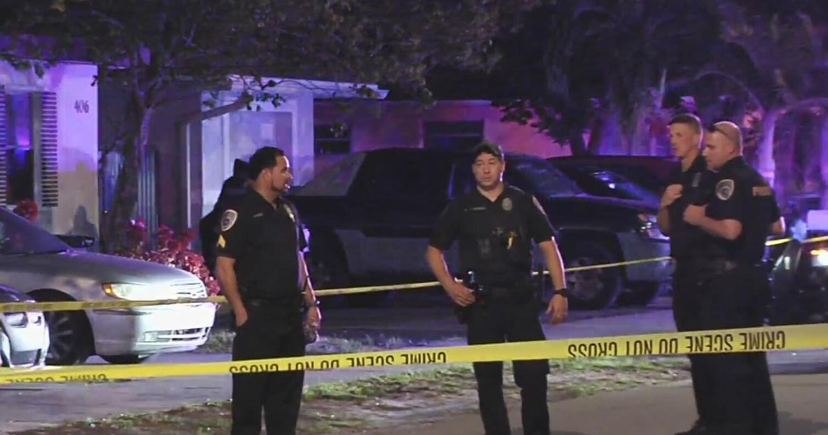 Police officers recovering after altercation with suspect in Hallandale ...
