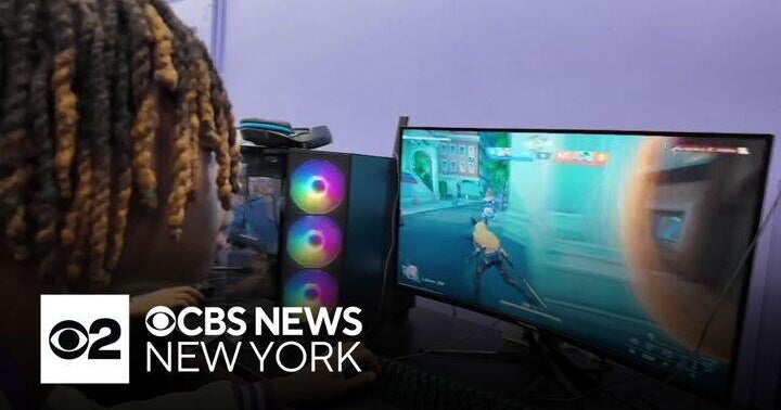 Queens school's student-athletes rule competitive video gaming