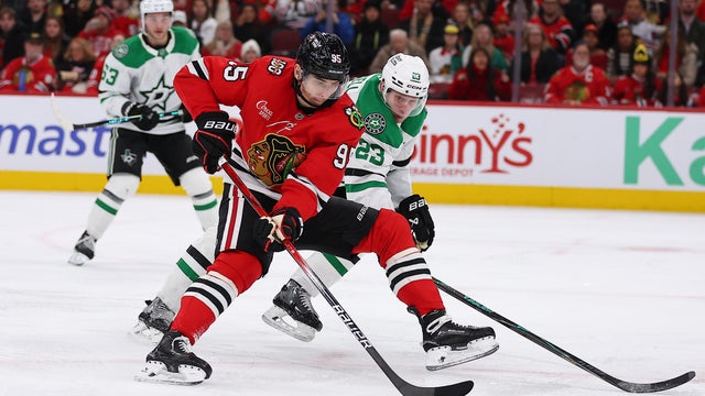 NHL: JAN 01 Stars at Blackhawks 