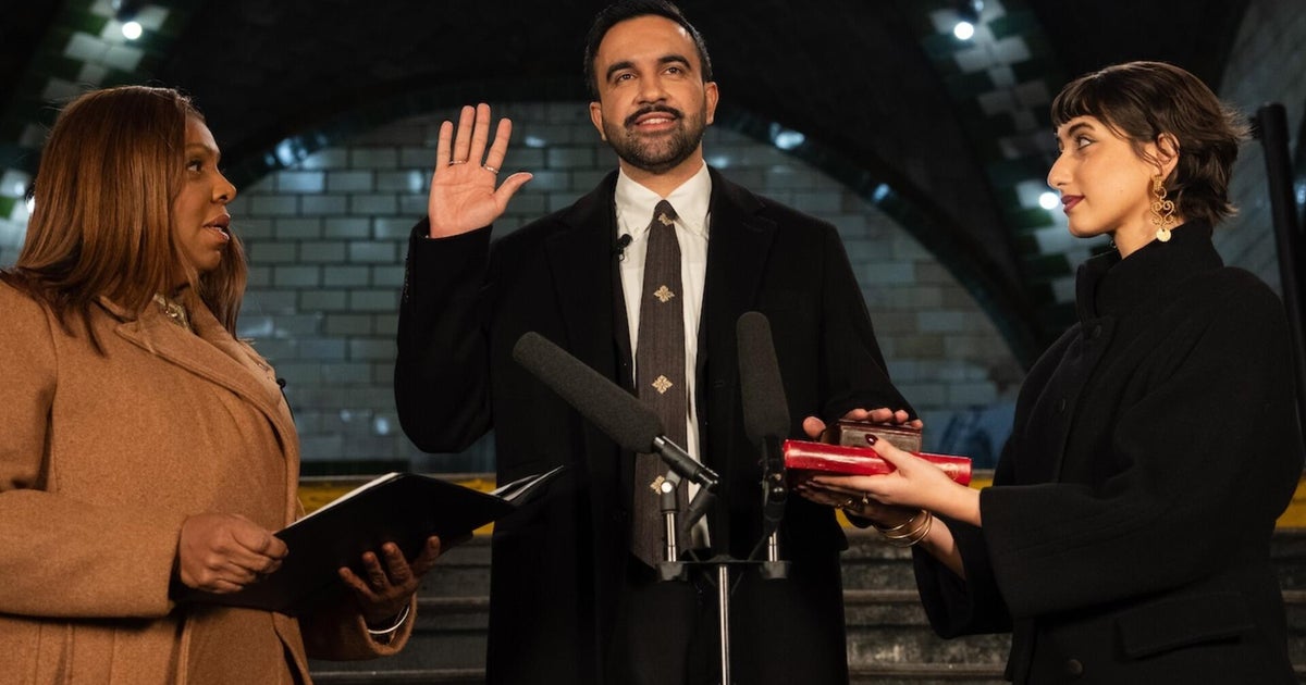 Republican and Democratic strategists on challenges ahead for NYC Mayor Mamdani