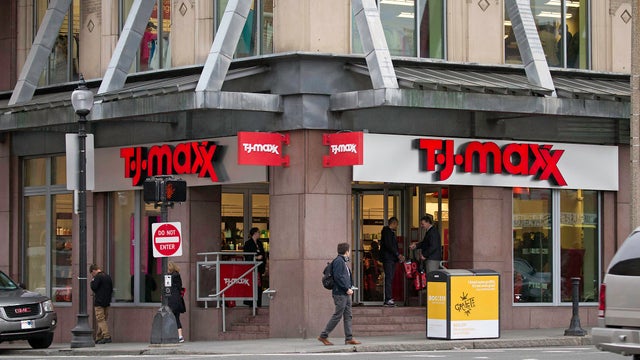 05/05/2016-Boston,MA.The grand opening of TJ Maxx at the corner of Massachusetts Ave. and Newbury Street, Thursday morning. Staff Photo by Mark Garfinkel 