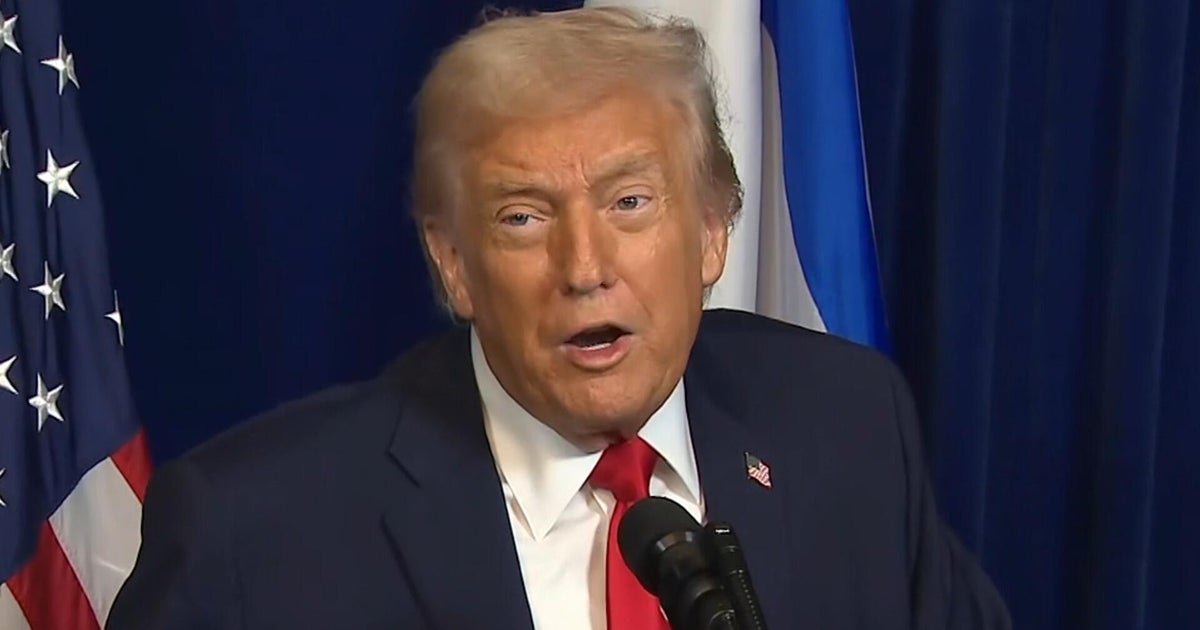 Trump warns Iran about killing "peaceful protesters"