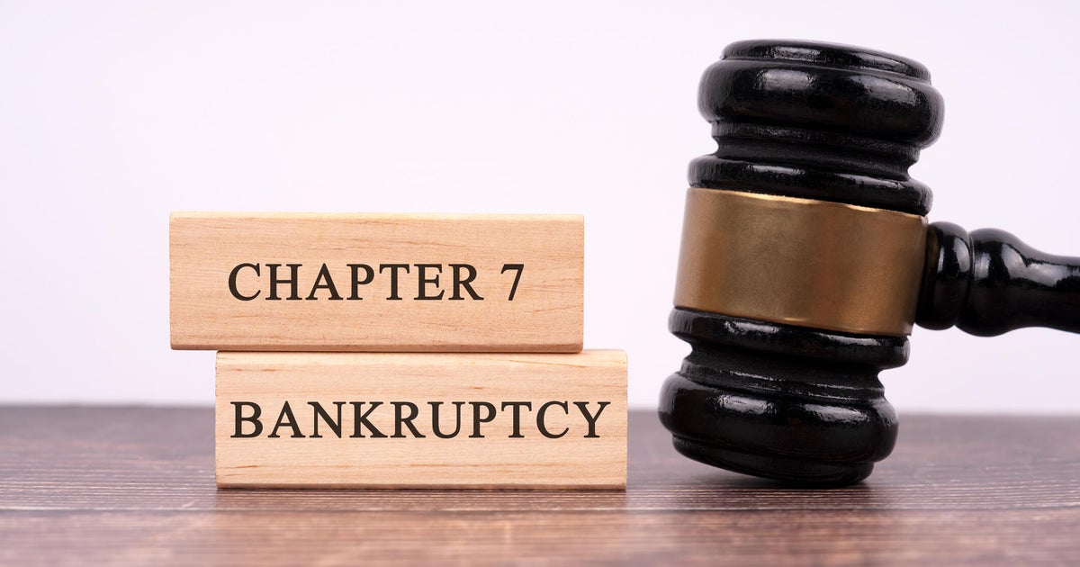 Американците подадоха стотици хиляди молби за фалит през последната година