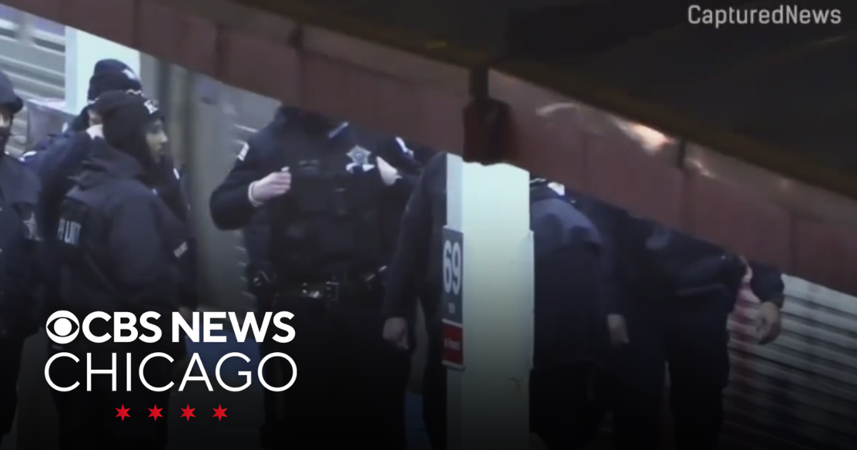 2 people found stabbed at 69th Street CTA Red Line stop - CBS Chicago