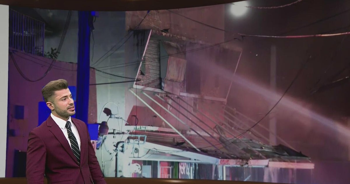 Abandoned building catches fire in Little Havana