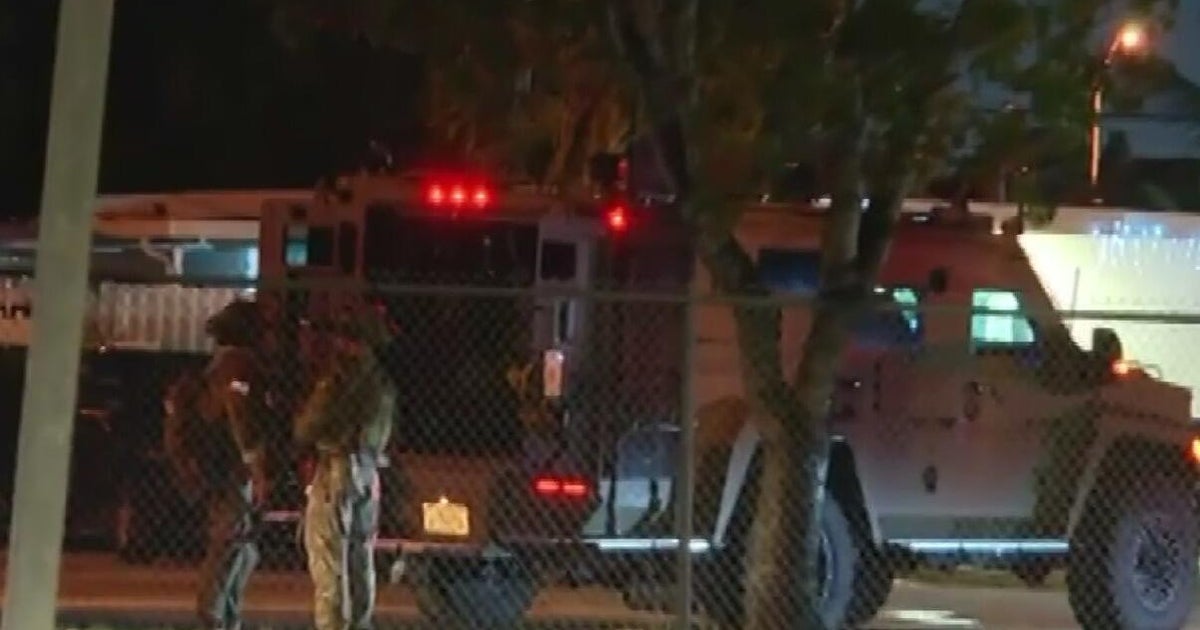 FBI Miami executing search warrant in Hialeah