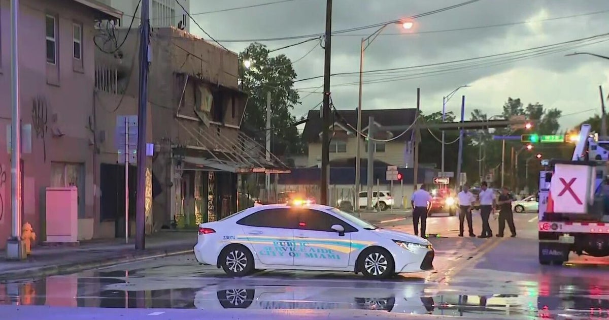 Investigation underway after abandoned building catches fire in Little Havana