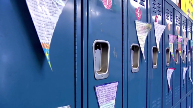 chicago-public-schools-lockers.png 