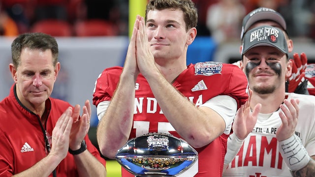 College Football Playoff Semifinal - Chick-fil-A Peach Bowl: Oregon v Indiana 