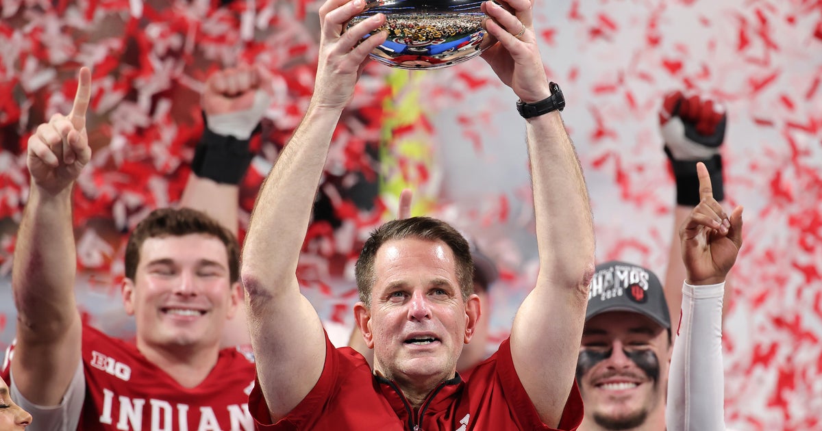 No. 1 Indiana adds to CFP dominance with crushing 56-22 Peach Bowl semifinal win over No. 5 Oregon