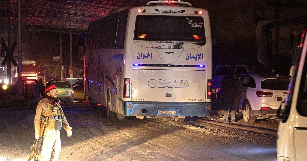 Kurdish fighters evacuate Aleppo after days of violent clashes with Syrian forces