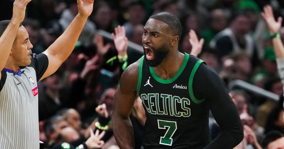 Celtics star Jaylen Brown, who told NBA "Give me the fine," penalized $35,000 for criticizing refs