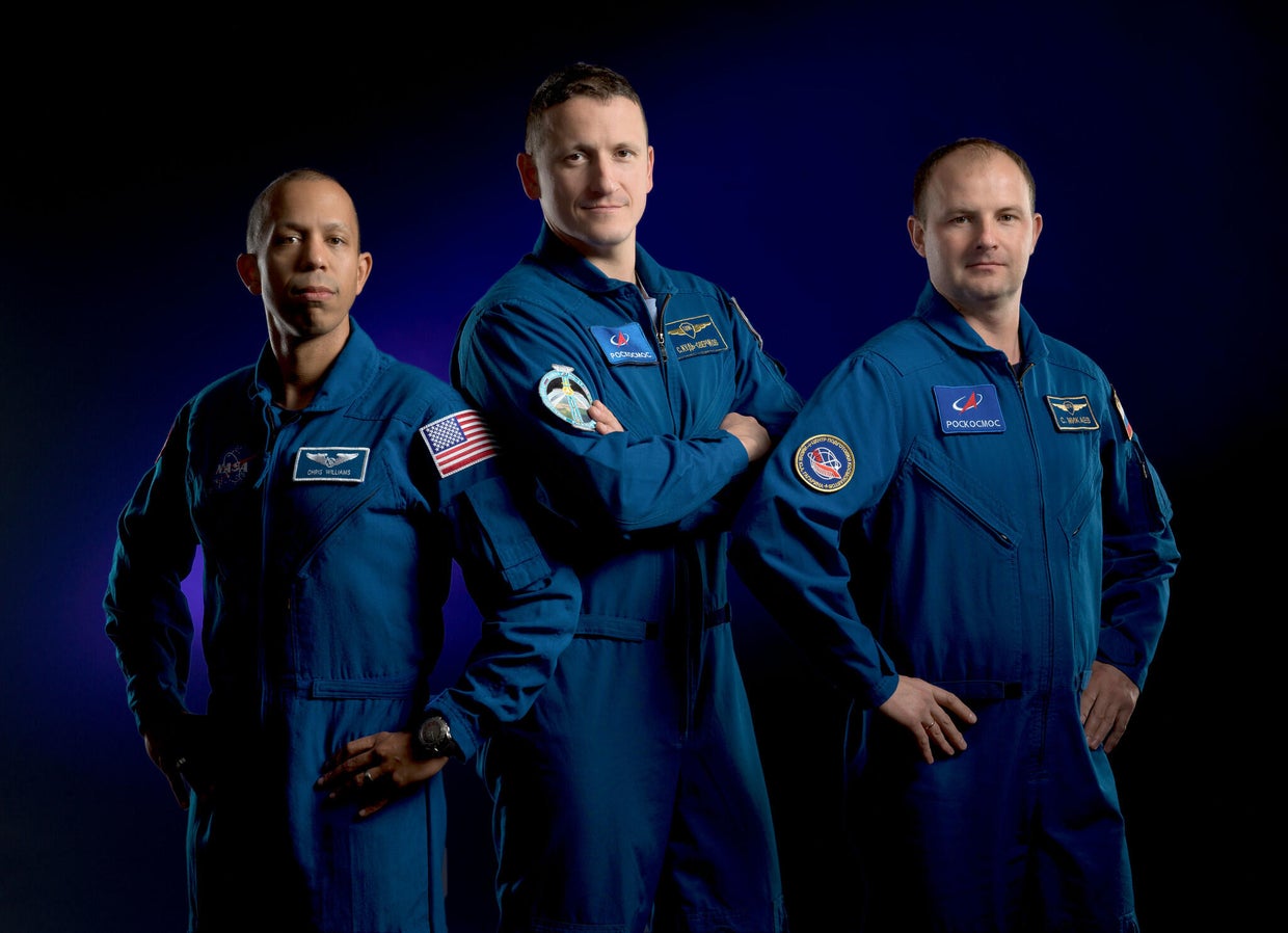 4 space station crewmates back on Earth after medical issue cut mission ...