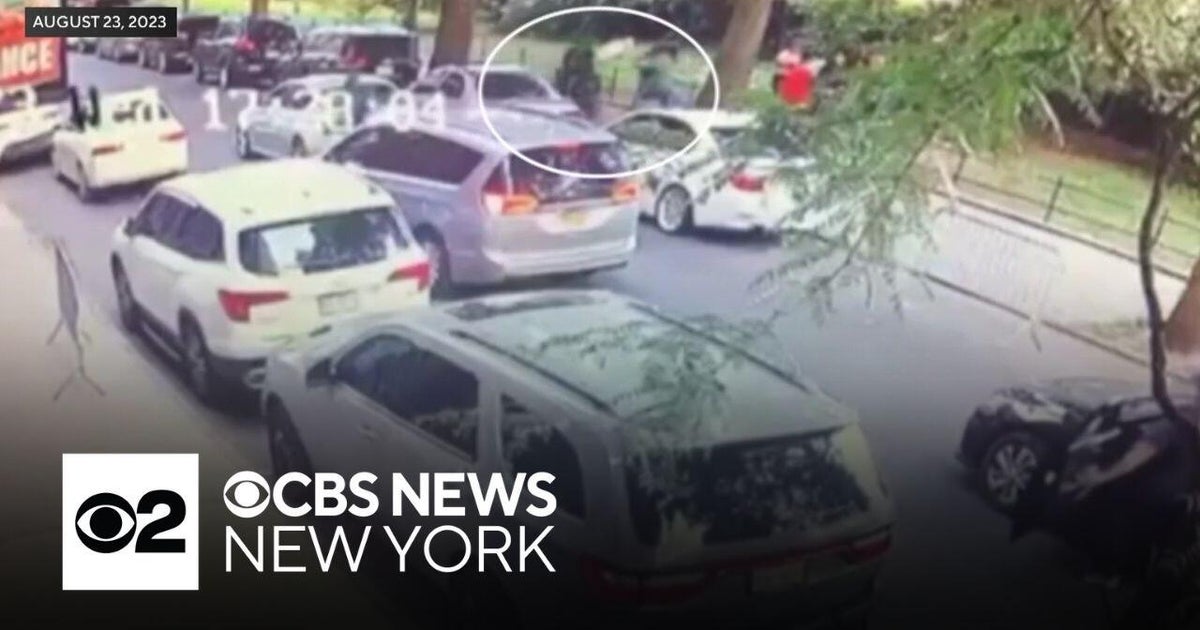 Testimony begins in bench trial of NYPD sergeant accused in deadly ...