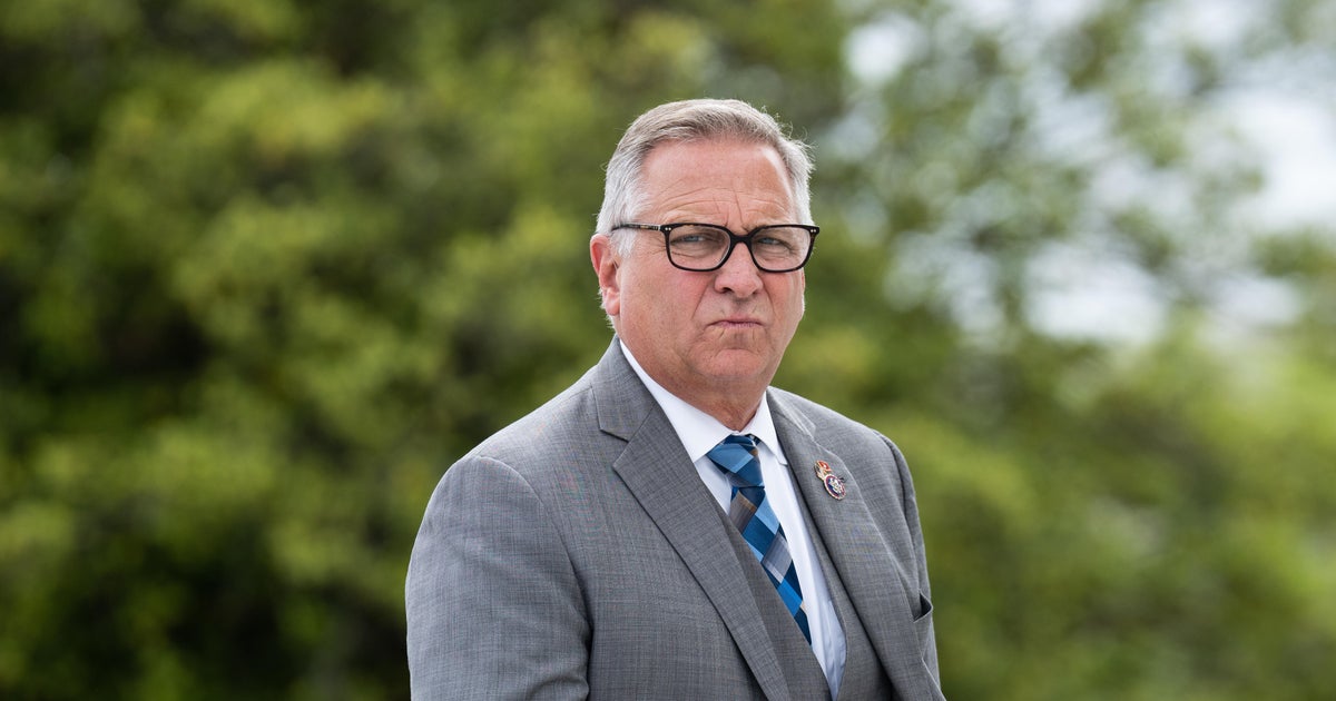 Върховният съд поднови делото на конгресмен от Илинойс, оспорващо закона за късно пристигащите бюлетини