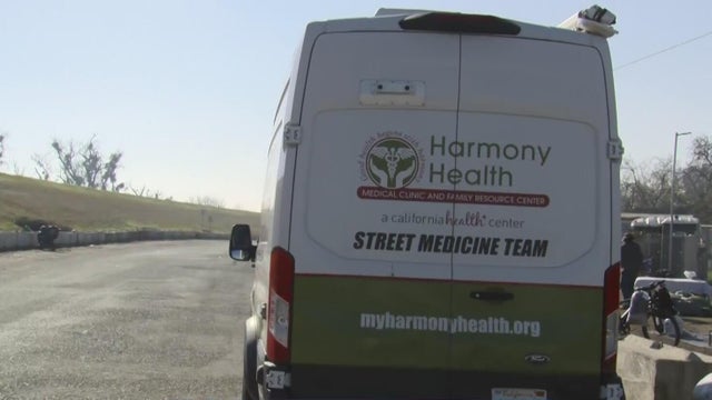 harmony-health-street-medicine-van.jpg 