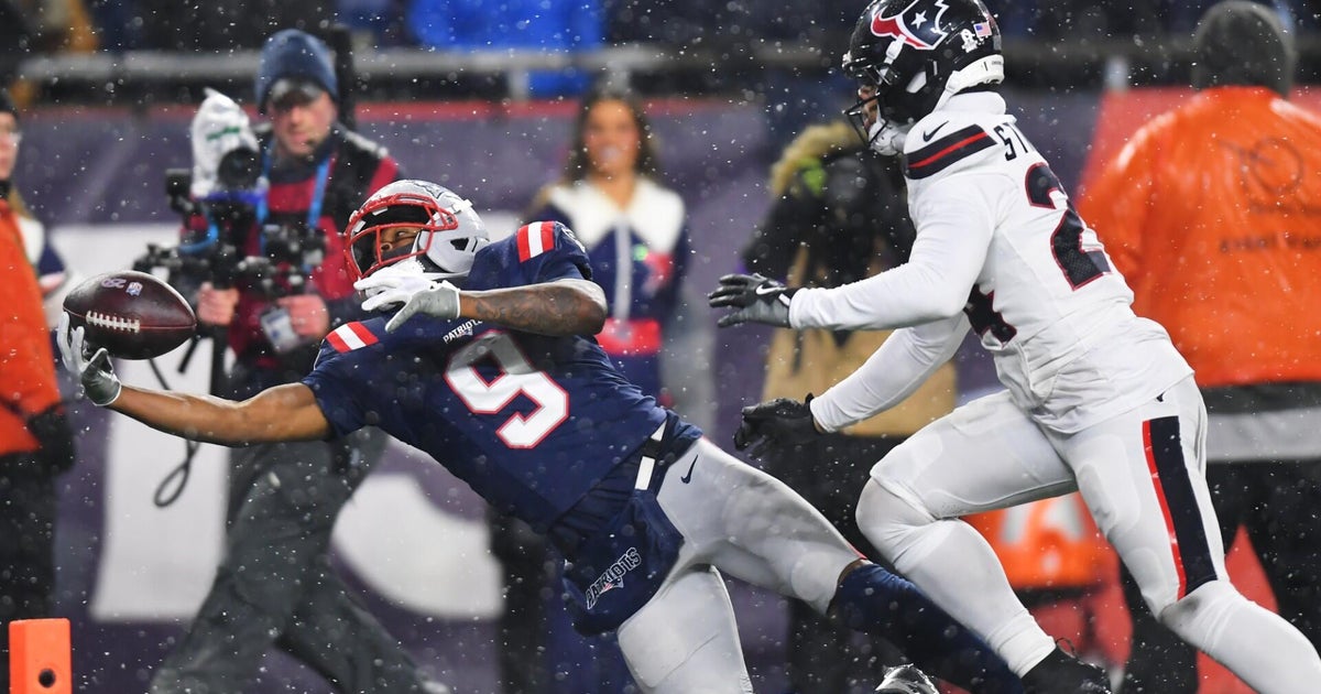 Patriots' Drake Maye struggled versus Texans, but came up with clutch throw to Kayshon Boutte