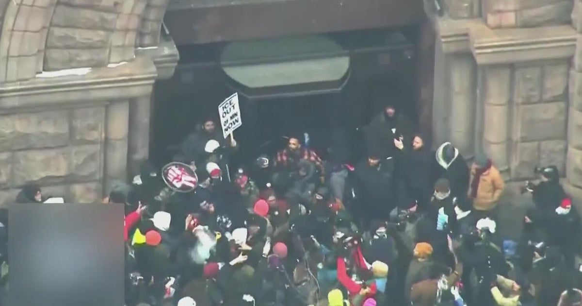 Troops on standby as Minneapolis protests intensify over ICE shooting ...