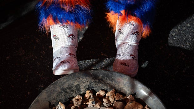 Broncos vs Bills tailgating