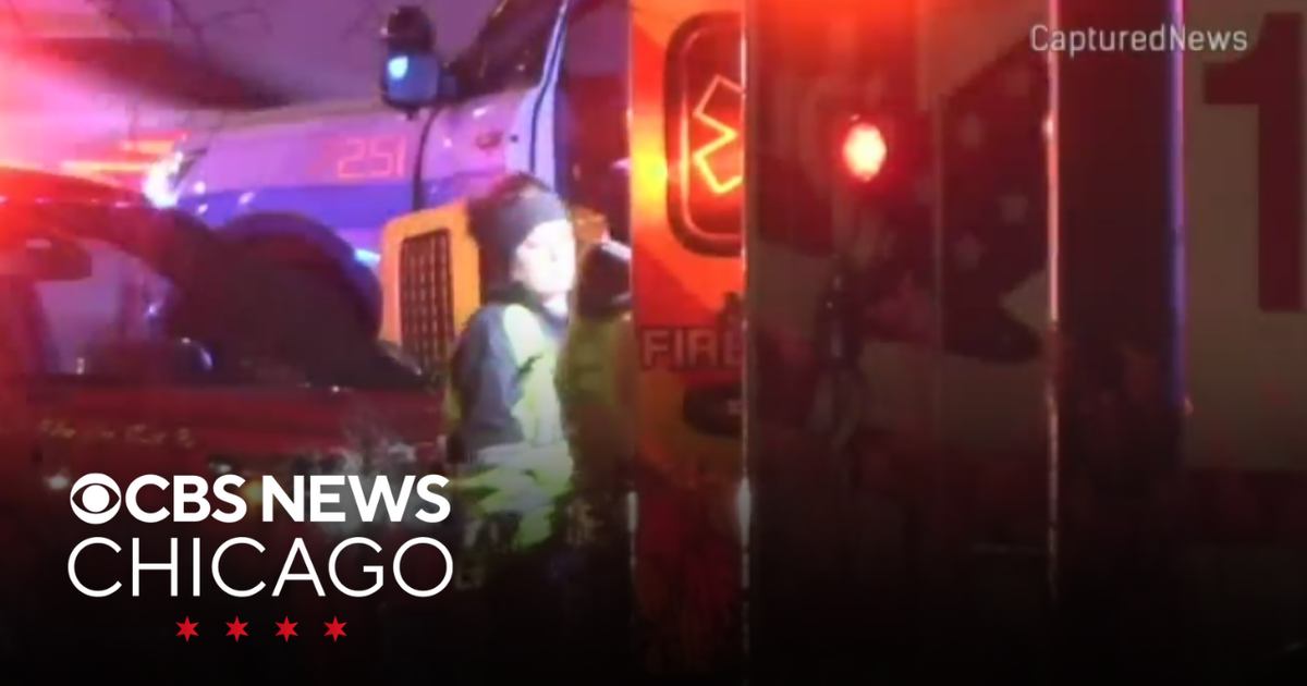 Crash on DuSable Lake Shore Drive leaves woman dead