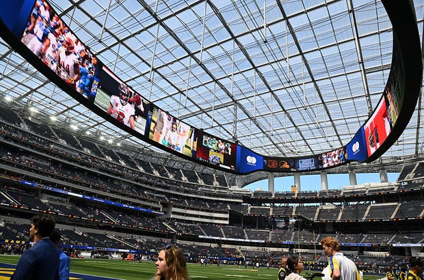 NFL: SEP 07 Texans at Rams 