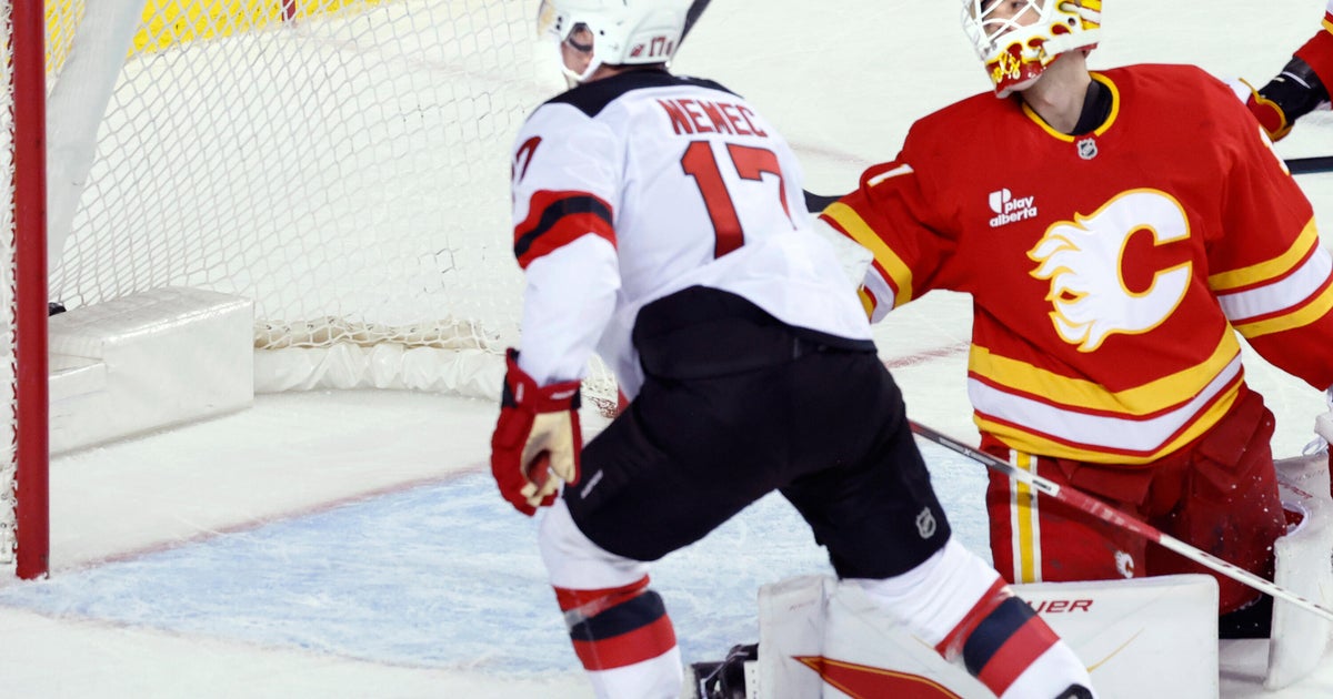 New Jersey Devils beat Calgary Flames 2-1 in OT
