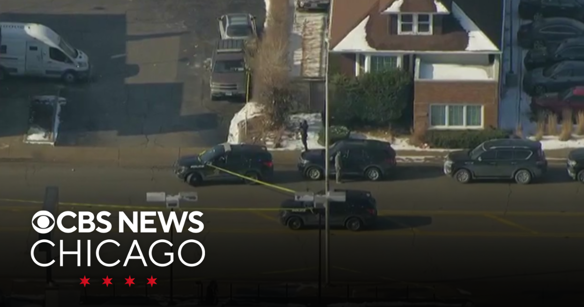 Investigation underway near bank in Blue Island