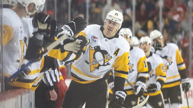 Pittsburgh Penguins v Calgary Flames 