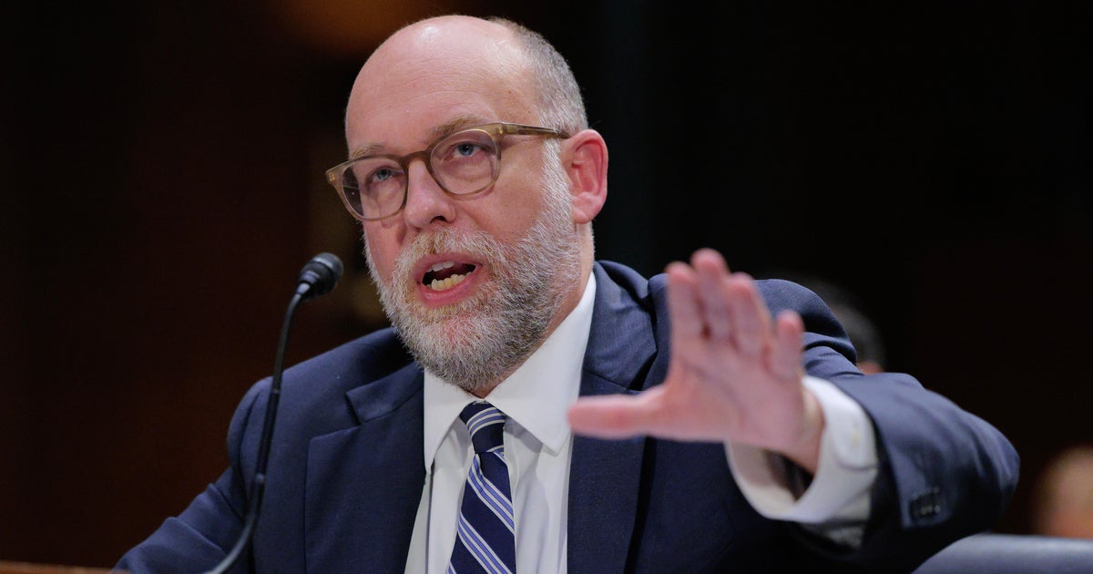 OMB на Белия дом търси подробен списък с федерално финансиране за 14 сини щата и окръг Колумбия, показват документи