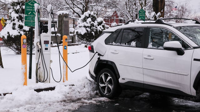 Netherlands - Snow Covered  Amsterdam 