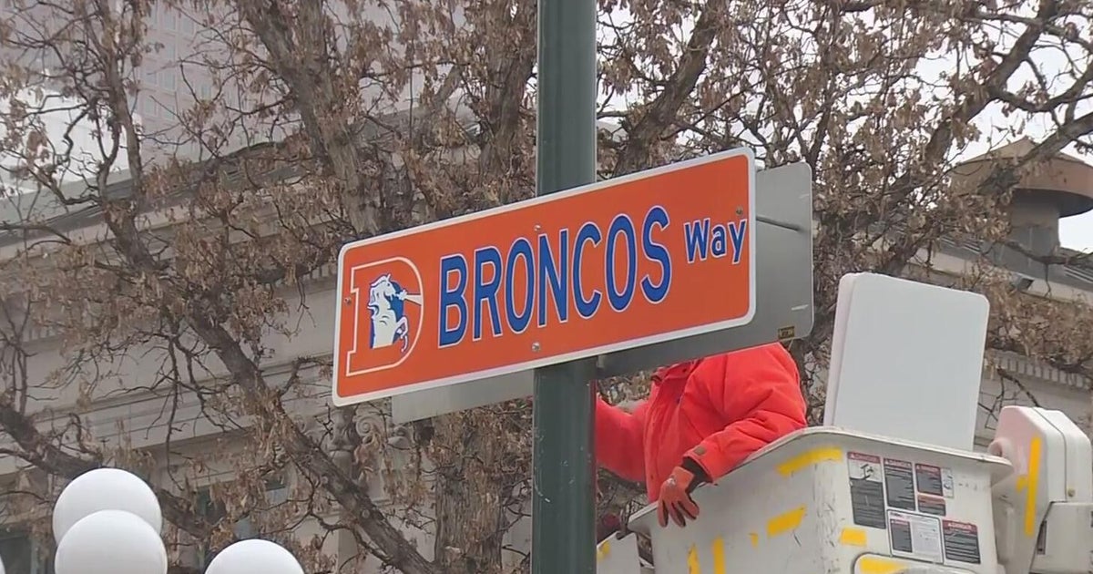 Denver officials gather to dedicate Broncos Way ahead of AFC Championship game