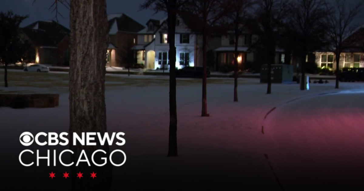 Girl killed, another hurt in sledding accident in Texas - CBS Chicago