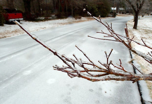 Winter Ice Storm Coats Atlanta 