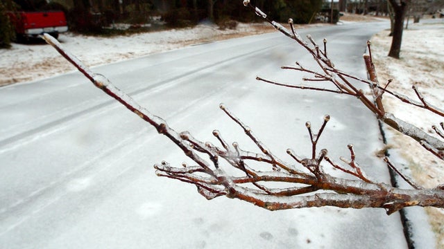 Winter Ice Storm Coats Atlanta 