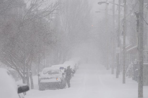 US Winter Storm Prompts Power Grid Emergencies, Travel Chaos 