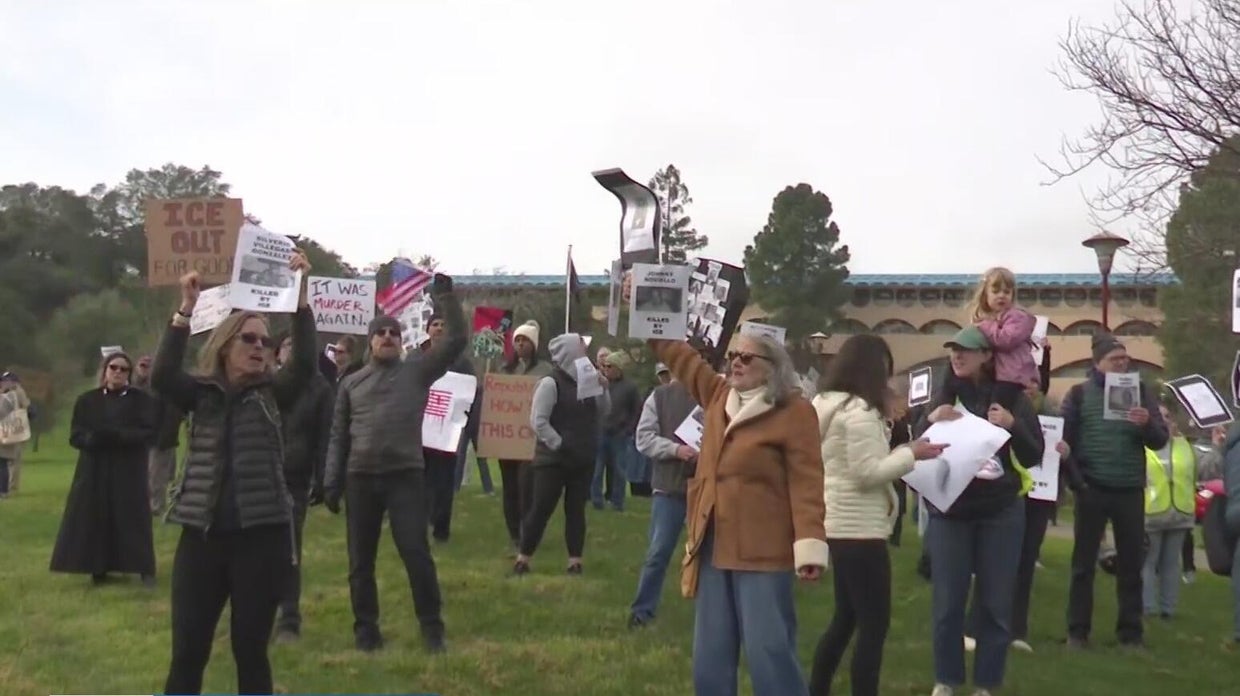 Marin County protesters rally against ICE, Border Patrol after killing ...