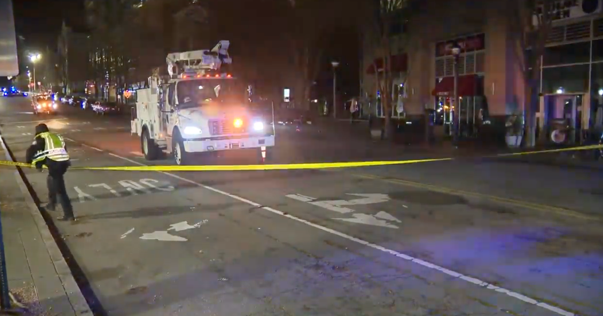 Explosion reported in Midtown Atlanta; underground fire knocks out power to 4,000 customers